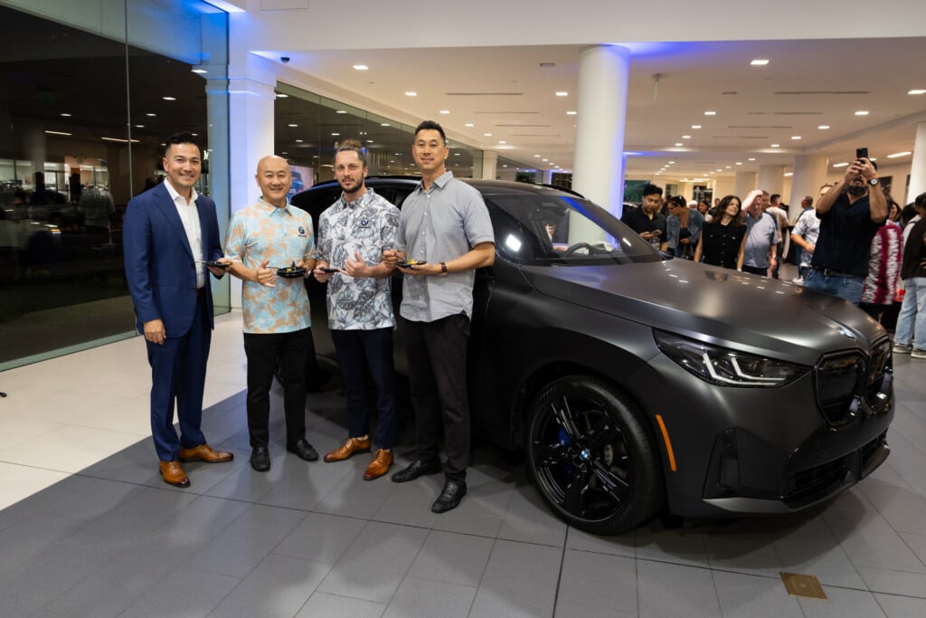 Honolulu Mag 110824 Bmw 4x6350dpi Ac 66