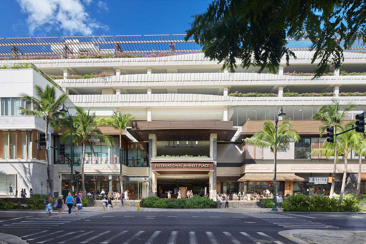 street view of shopping center