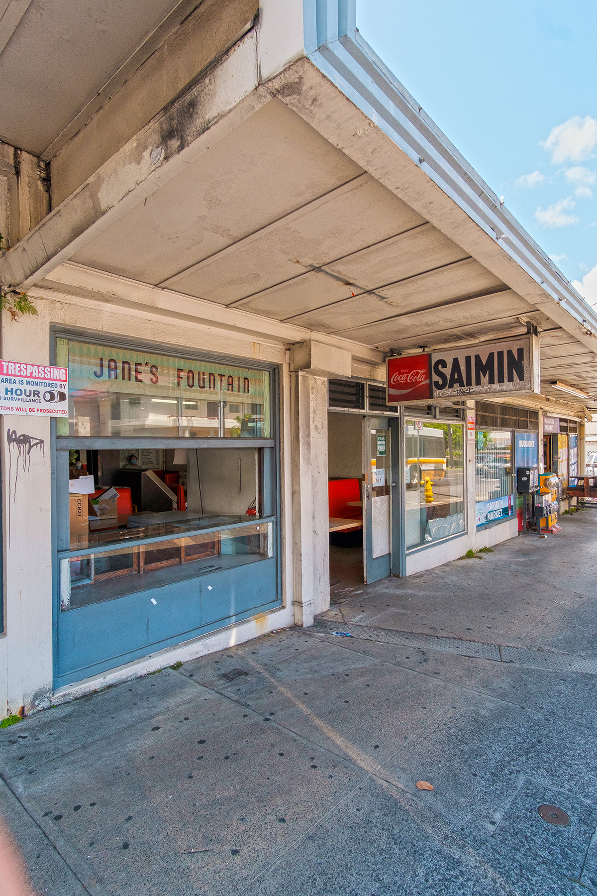 Oldest Restaurants - Janes Fountain Exterior. Photo: Aaron K. Yoshino 