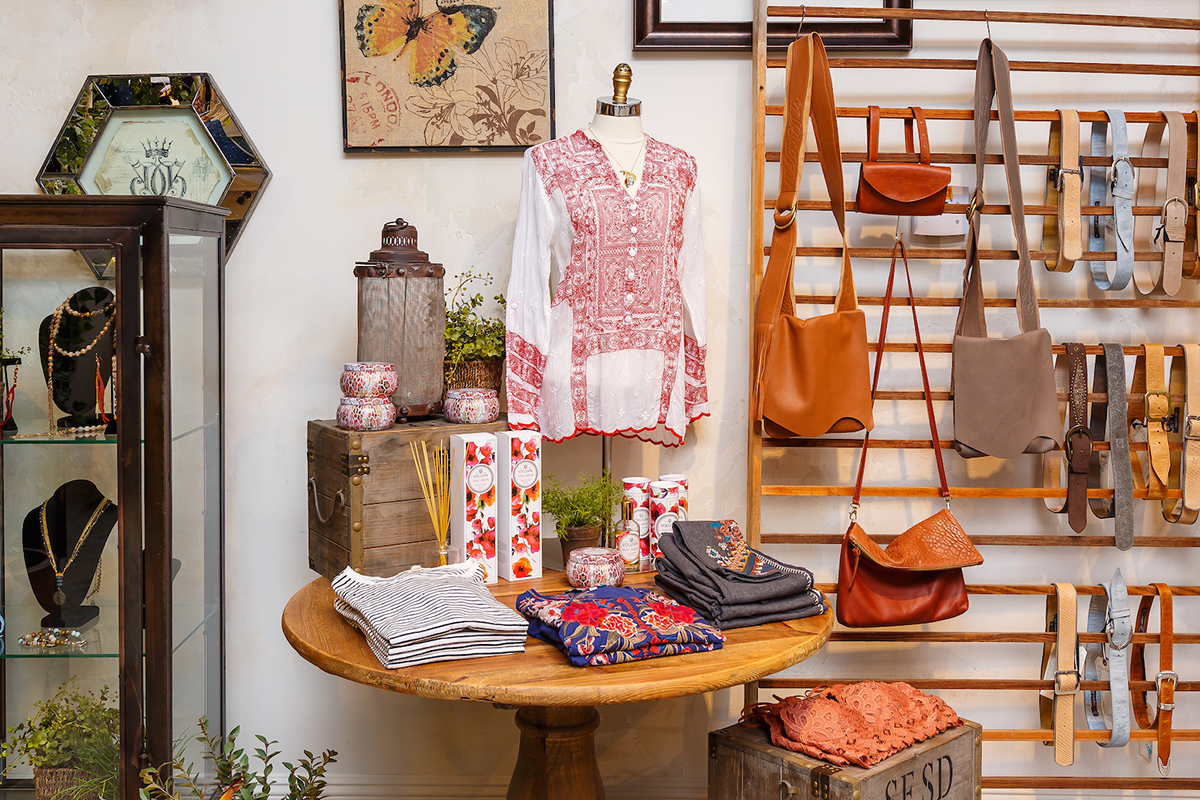Hawaii Boutique Credit Aaron K Yoshino