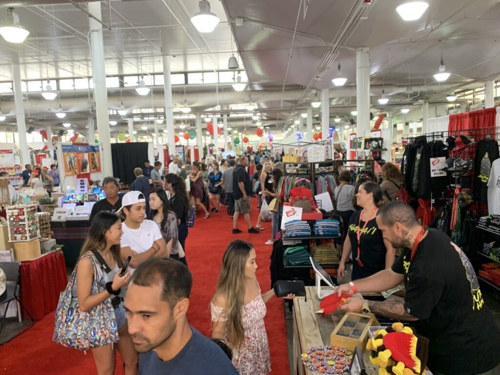 Mele Kalikimaka Marketplace