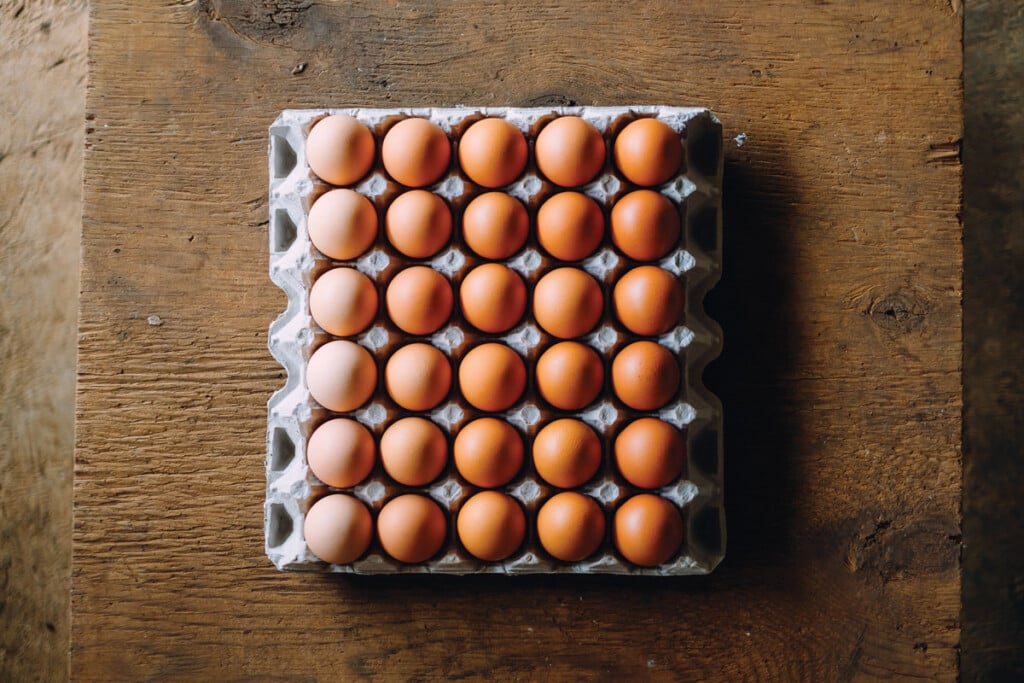 MT_HN1807-AY-EGGS---Petersons-Upland-Farms-0763 pallet of 30 local eggs