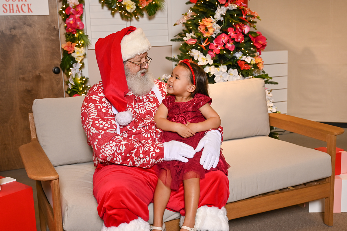 Ala Moana Center Photos With Santa