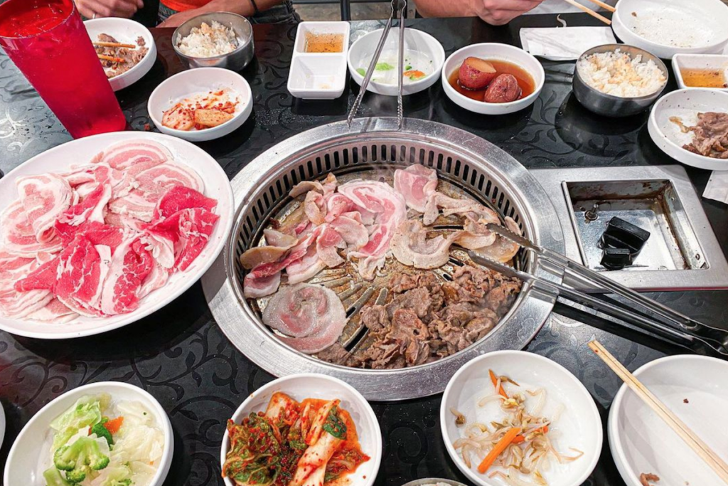 Sikdorak KBBQ pc Maddy Chow