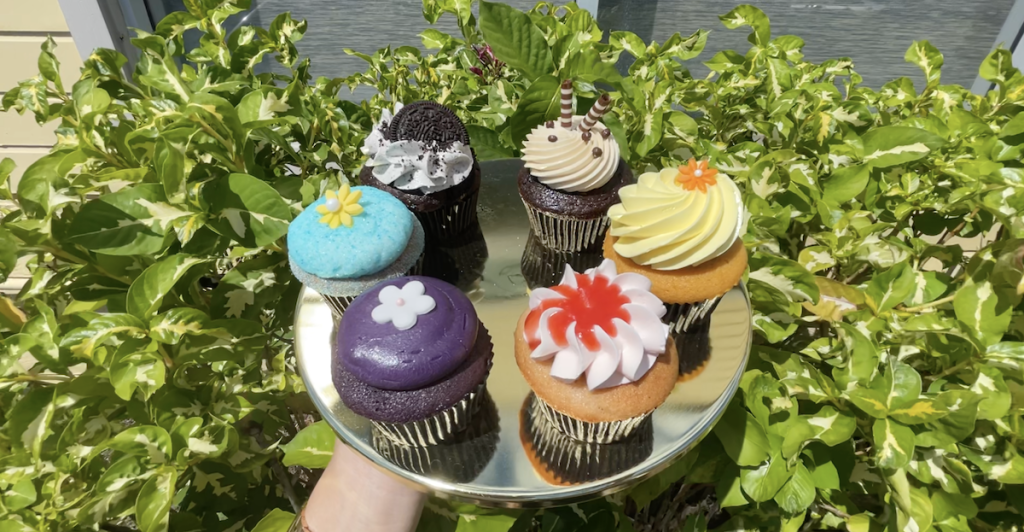 Kawaii Kravings: Sugarlina Bakeshop Cupcakes Credit Lauren Kaneshiro