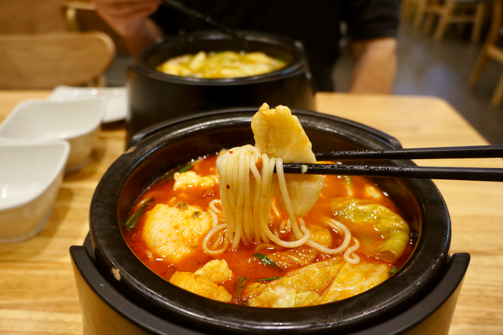 Ten Seconds Yunnan Rice Noodle Szechuan Mala Spicy Soup Pc Andrea Lee